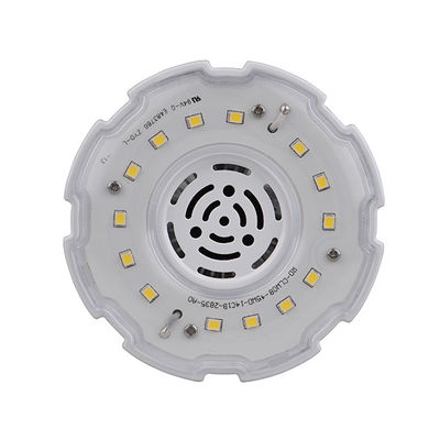 O diodo emissor de luz do bulbo do milho 7020LM ilumina-se